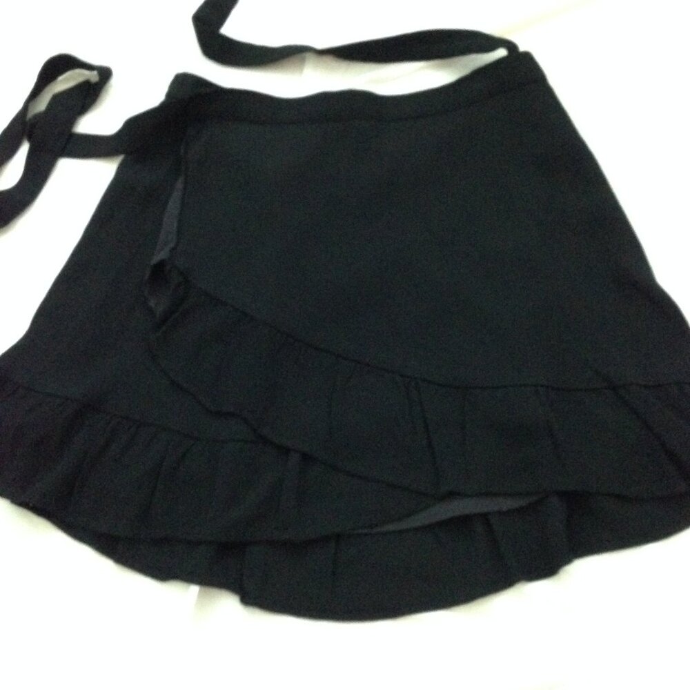 Super Cute and Sexy Wrap Around Tie Side Ruffled Hem Short Black Skirt…